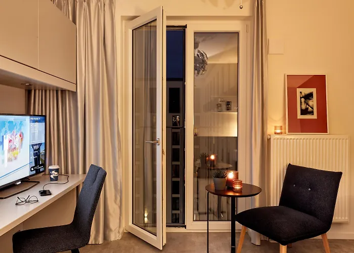 H.ome Serviced 4*