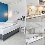 Aparthotel H.ome Serviced 4*