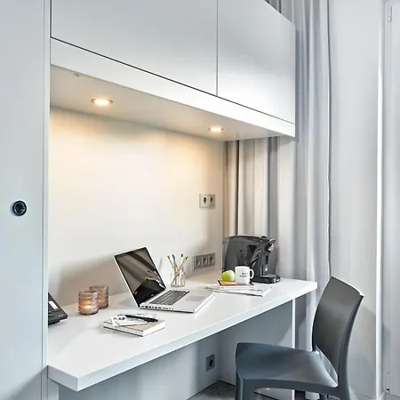 H.ome Serviced 4*