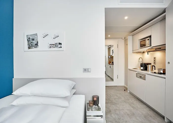 Apartahotel H.ome Serviced 4*